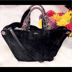 VINCE CAMUTO Robin Leather Shoulder Bag